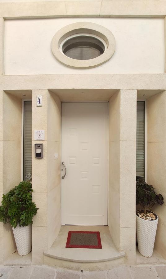 Dimora Della Nonna-Luxury Home Mola di Bari Extérieur photo