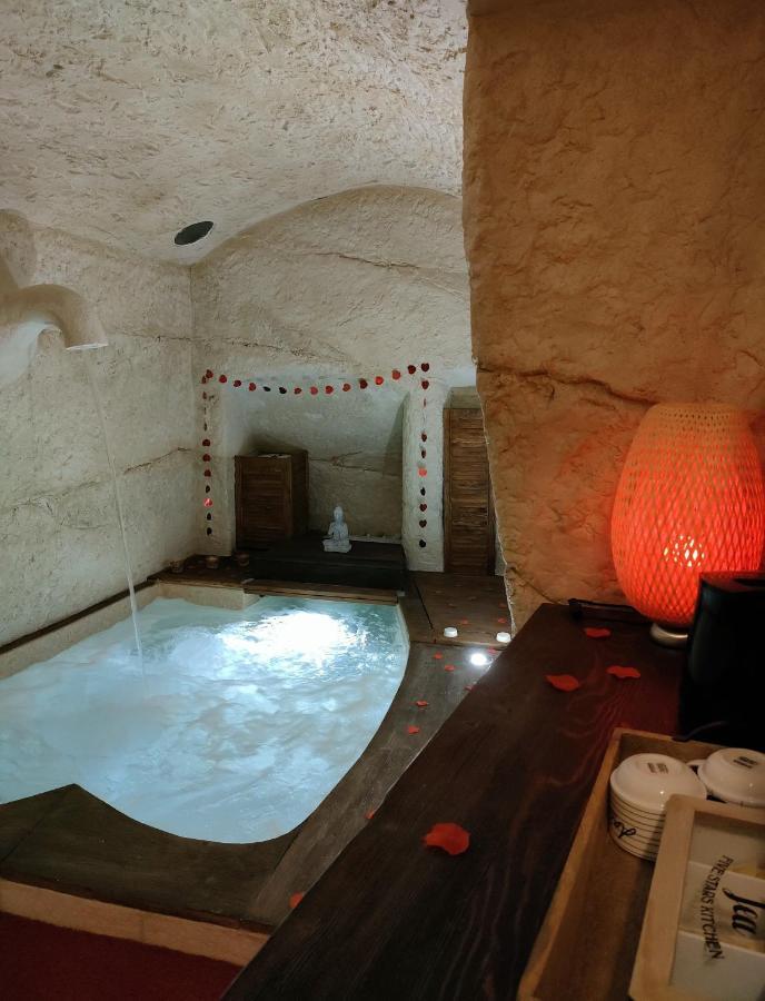 Dimora Della Nonna-Luxury Home Mola di Bari Extérieur photo